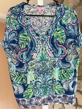 Lilly Pulitzer Navy, Green, Pink Short Sleeve V-Neck Top